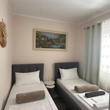 Old Del Mar * Vlorë